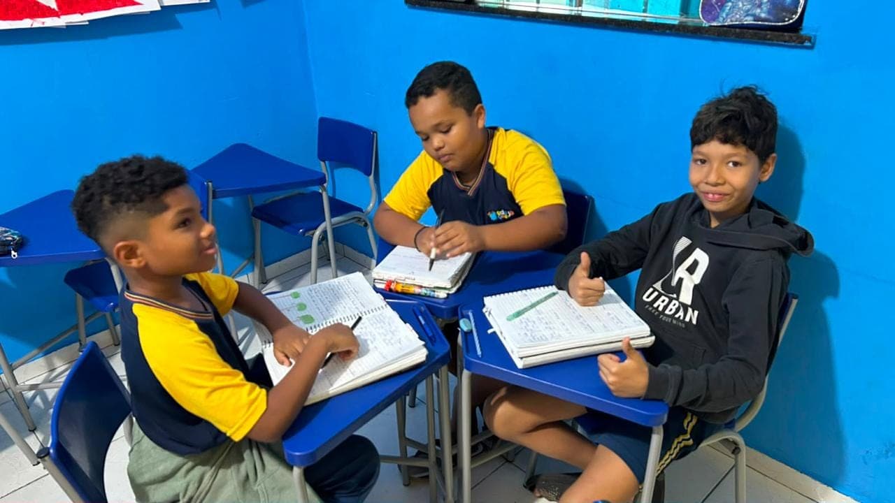 Alunos do 3º Ano do Ensino Fundamental em atividades pedagógicas na Eduque Já (foto 9)