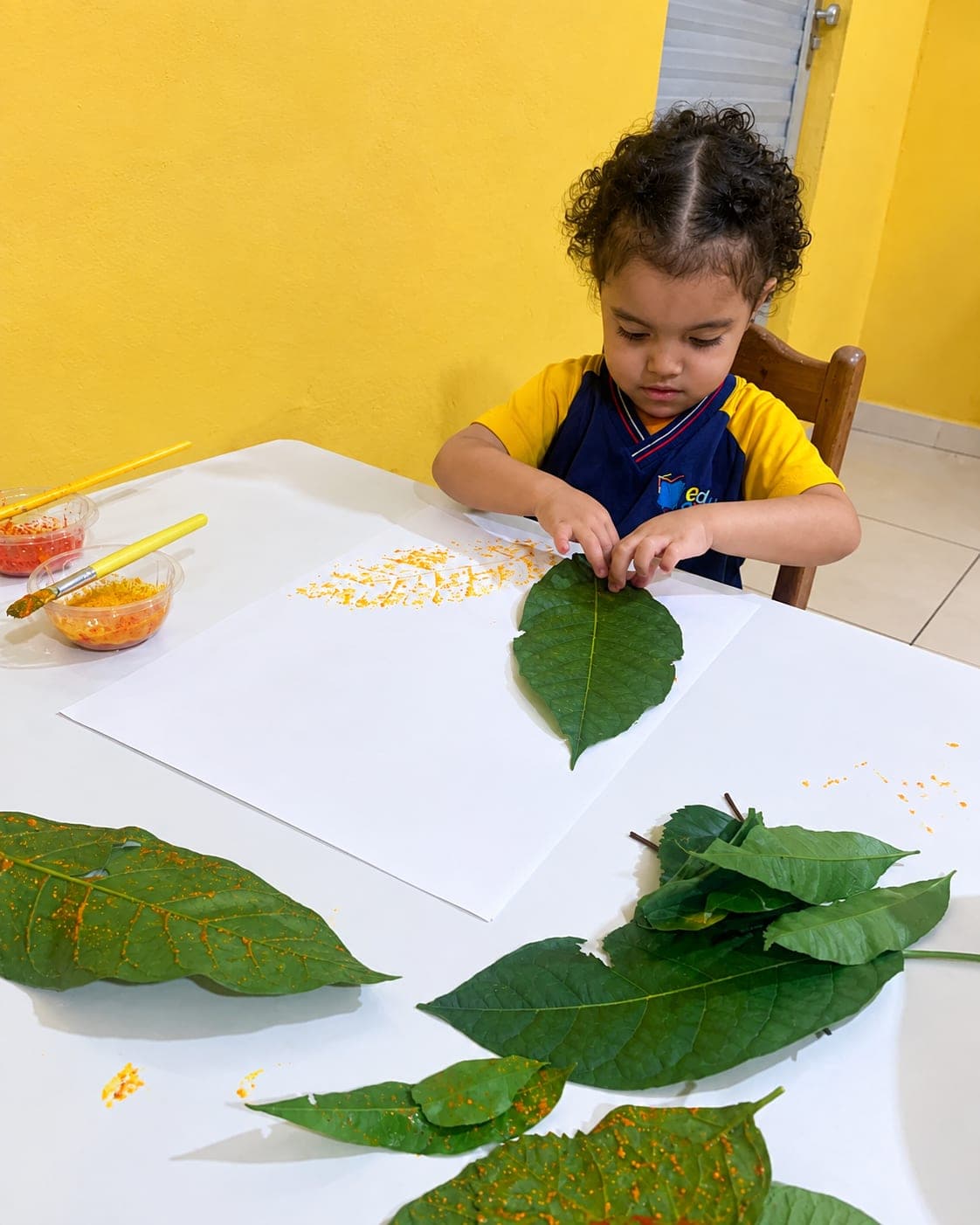 Crianças do Infantil 2 participando de atividades pedagógicas na Eduque Já (foto 2)