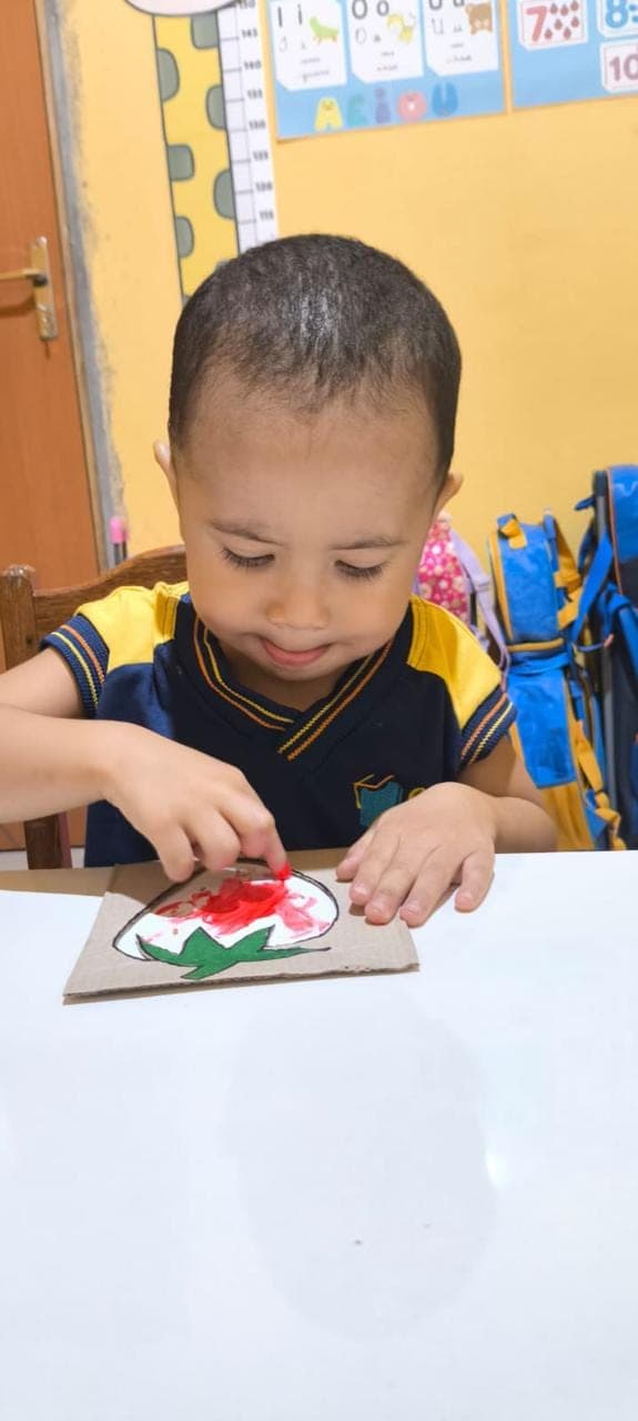 Crianças do Infantil 2 participando de atividades pedagógicas na Eduque Já (foto 4)