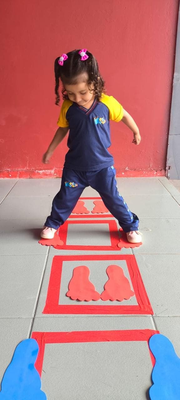 Crianças do Infantil 2 participando de atividades pedagógicas na Eduque Já (foto 8)