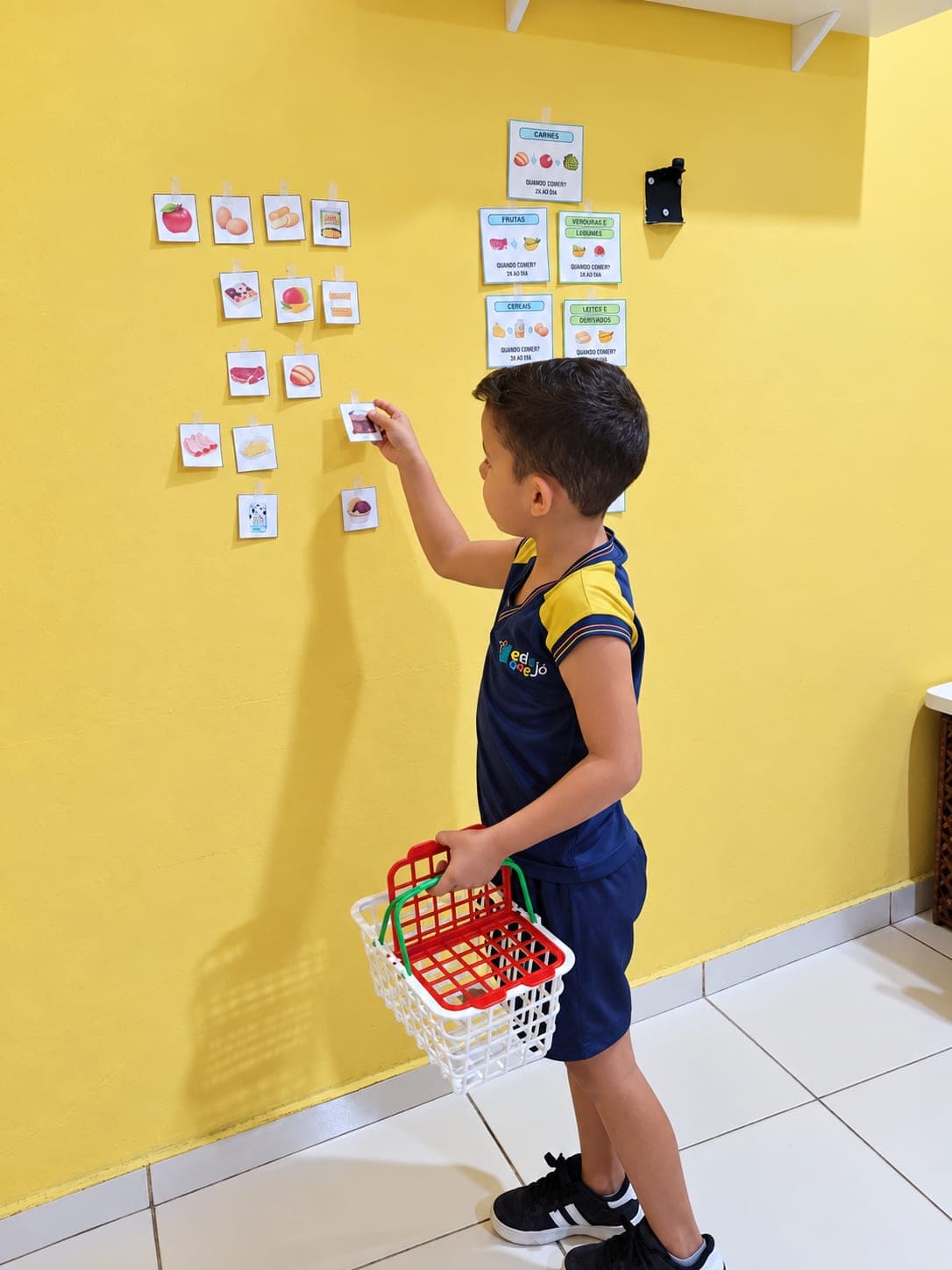 Crianças do Infantil 5 participando de atividades pedagógicas na Eduque Já (foto 3)